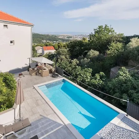 Mediterranea Private Pool Apartment Solin