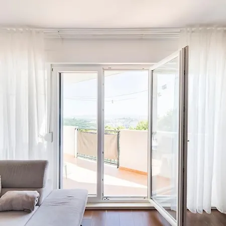 Mediterranea Private Pool Daire Solin