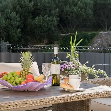 Mediterranea Private Pool Daire